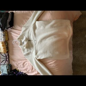 North face pull over